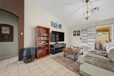 981 S Canal Drive, Gilbert, AZ 85296 - Photo 5