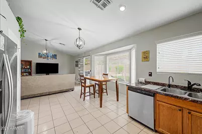 981 S Canal Drive, Gilbert, AZ 85296 - Photo 11