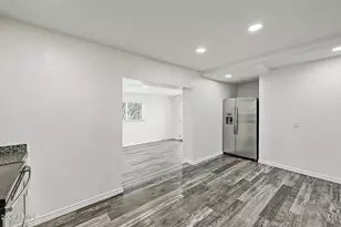 8221 N 31st Ave, Phoenix, AZ 85051 - Photo 11