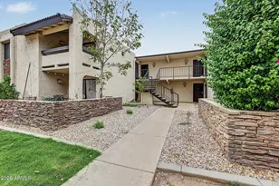3825 E Camelback Rd, Phoenix, AZ 85018 - Photo 1