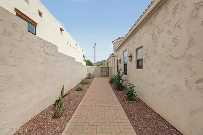 8163 N 13th Way, Phoenix, AZ 85020 - Photo 5
