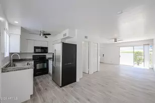 4610 N 68th St, Scottsdale, AZ 85251 - Photo 1