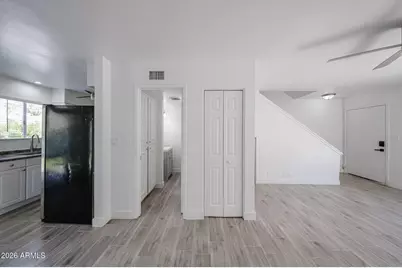 4610 N 68th Street #414, Scottsdale, AZ 85251 - Photo 9