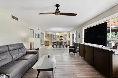 9601 N 35th Place, Phoenix, AZ 85028 - Photo 15