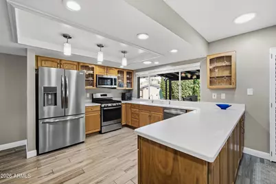 9601 N 35th Place, Phoenix, AZ 85028 - Photo 9