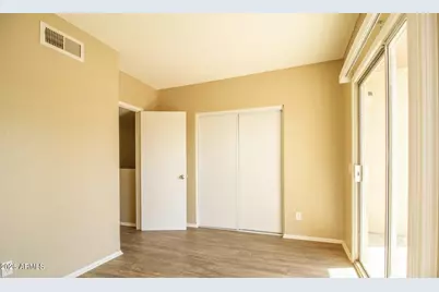 2802 E Monte Cristo Avenue #101, Phoenix, AZ 85032 - Photo 7