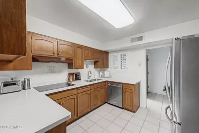 7759 N 33rd Avenue, Phoenix, AZ 85051 - Photo 11