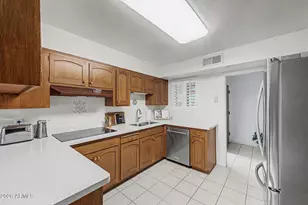 7759 N 33rd Ave, Phoenix, AZ 85051 - Photo 11