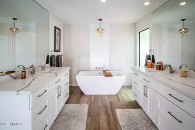 4440 E Camelback Road #28, Phoenix, AZ 85018 - Photo 17