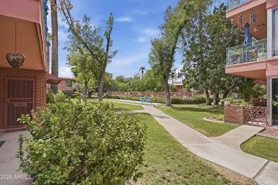 170 E Coronado Road #62, Phoenix, AZ 85004 - Photo 5
