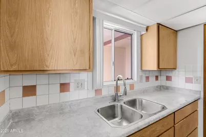13720 N 98th Avenue #C, Sun City, AZ 85351 - Photo 11