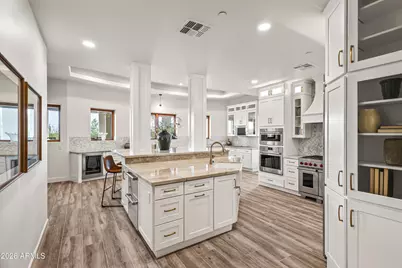 4937 E Rockridge Road, Phoenix, AZ 85018 - Photo 11