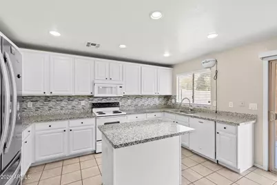 691 E Christopher Street, San Tan Valley, AZ 85140 - Photo 27