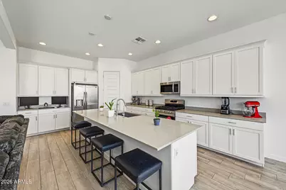 17599 W Victory Street, Goodyear, AZ 85338 - Photo 11