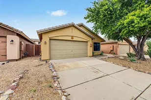 3357 E Blackhawk Dr, Phoenix, AZ 85050 - Photo 3