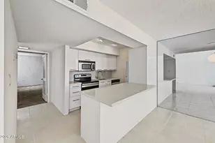 4656 N 40th St, Phoenix, AZ 85018 - Photo 5