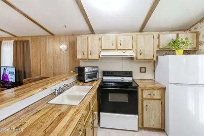 2900 W Superstition Boulevard #20, Apache Junction, AZ 85120 - Photo 3
