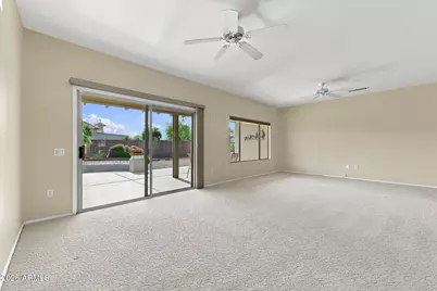 18373 N Shimmer Lane, Surprise, AZ 85374 - Photo 11