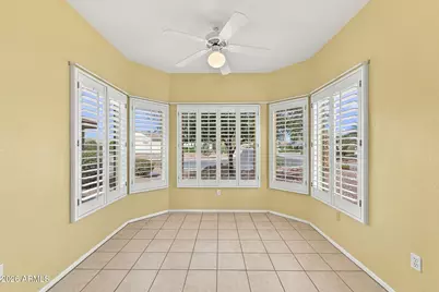 18373 N Shimmer Lane, Surprise, AZ 85374 - Photo 7