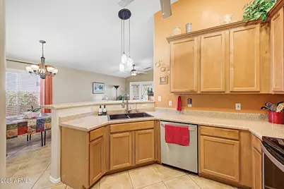 13034 W Bloomfield Road, El Mirage, AZ 85335 - Photo 7