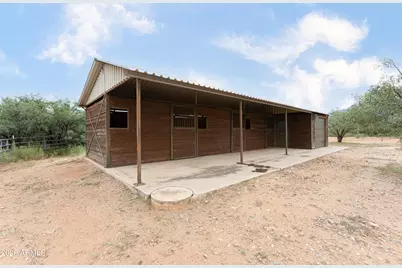6610 S Cavalry Lane, Hereford, AZ 85615 - Photo 25