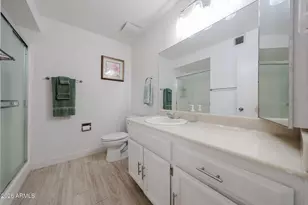 11032 N 28th Dr, Phoenix, AZ 85029 - Photo 11