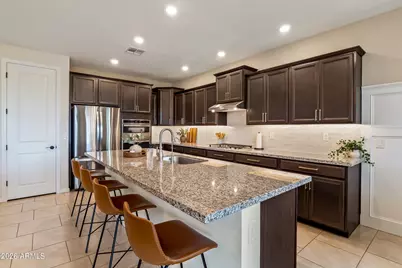 13154 W Buckskin Trail, Peoria, AZ 85383 - Photo 17