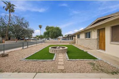 218 W Beautiful Lane, Phoenix, AZ 85041 - Photo 11