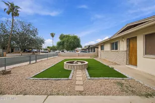218 W Beautiful Ln, Phoenix, AZ 85041 - Photo 11