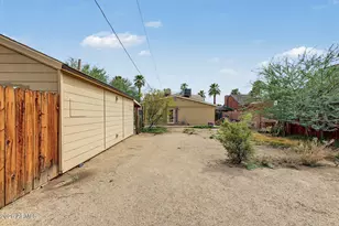 1126 W Willetta St, Phoenix, AZ 85007 - Photo 35