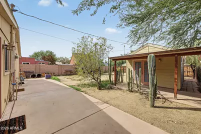 1126 W Willetta Street, Phoenix, AZ 85007 - Photo 33