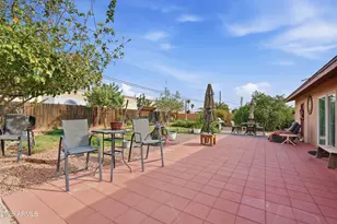 723 S Saguaro Dr, Apache Junction, AZ 85120 - Photo 23
