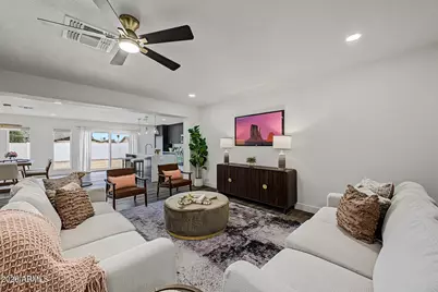 735 E Gable Avenue, Mesa, AZ 85204 - Photo 3
