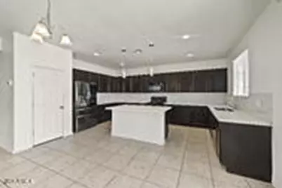 15854 W Mauna Loa Lane, Surprise, AZ 85379 - Photo 5