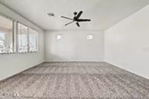 15854 W Mauna Loa Ln, Surprise, AZ 85379 - Photo 13