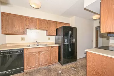 21002 N Welk Drive, Sun City, AZ 85373 - Photo 3