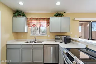 15647 N 29th Way, Phoenix, AZ 85032 - Photo 9