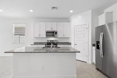 5576 E Darwin Drive, San Tan Valley, AZ 85140 - Photo 5
