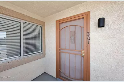 532 W 9th Street #Apt 201, Mesa, AZ 85201 - Photo 3