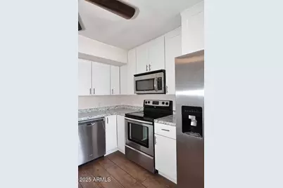 532 W 9th Street #Apt 201, Mesa, AZ 85201 - Photo 11