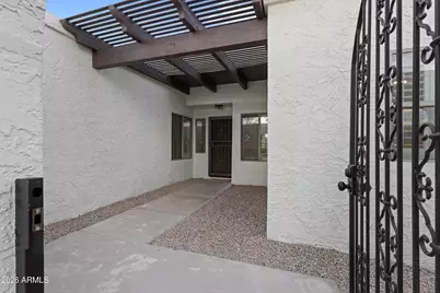 8423 N 16th Place, Phoenix, AZ 85020 - Photo 11