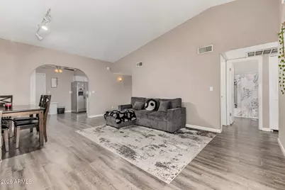 2511 W Willow Avenue, Phoenix, AZ 85029 - Photo 1