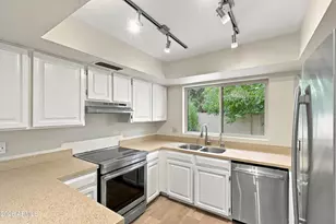 6226 N 22nd Dr, Phoenix, AZ 85015 - Photo 11