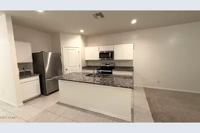301 S Soledad Court, Casa Grande, AZ 85194 - Photo 5