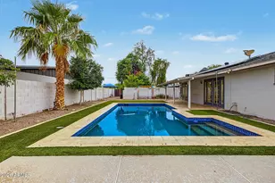 1537 E Bishop Dr, Tempe, AZ 85282 - Photo 3