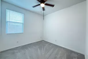 38114 N Front Runner Ln, San Tan Valley, AZ 85140 - Photo 15