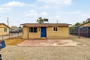 2418 E Mobile Ln, Phoenix, AZ 85040 - Photo 1