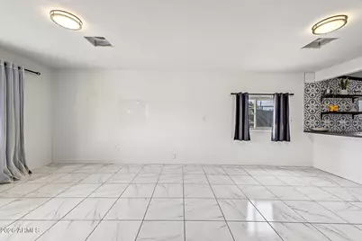 2418 E Mobile Lane, Phoenix, AZ 85040 - Photo 5