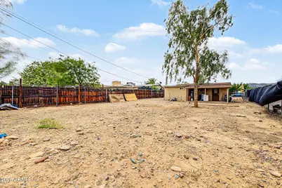 2418 E Mobile Lane, Phoenix, AZ 85040 - Photo 23