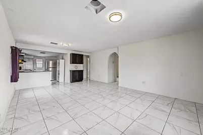 2418 E Mobile Lane, Phoenix, AZ 85040 - Photo 7